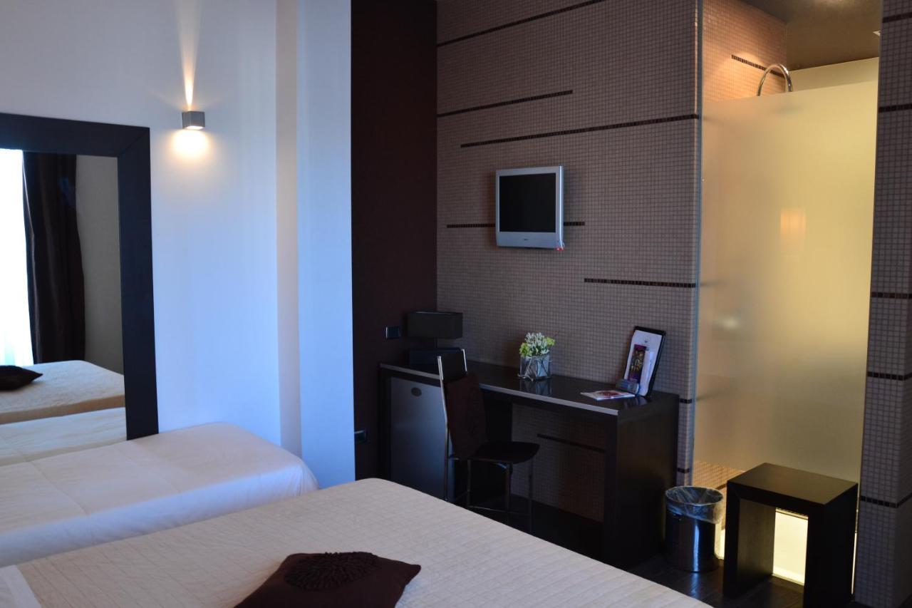 Hotel In - Lounge Room Cazzago  Luaran gambar