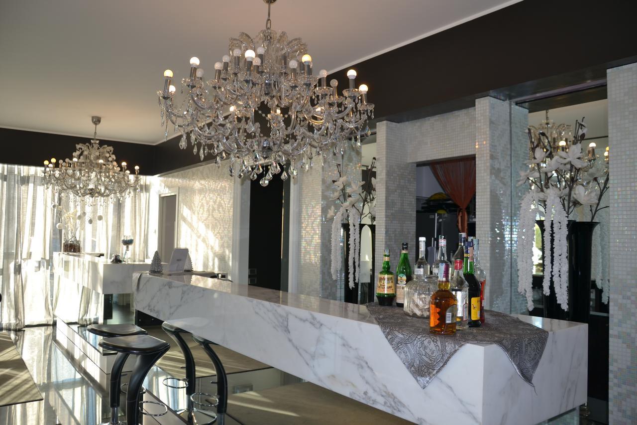 Hotel In - Lounge Room Cazzago  Luaran gambar
