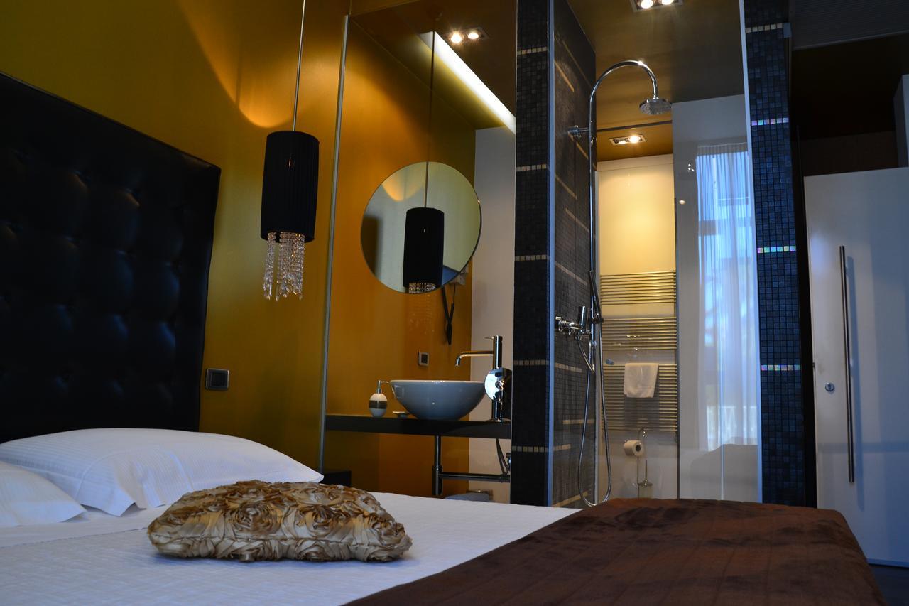Hotel In - Lounge Room Cazzago  Luaran gambar